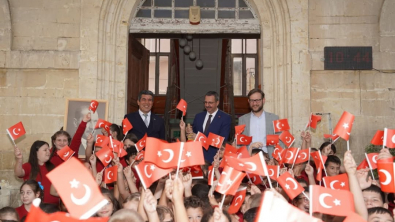 İlköğretim Haftası dolayısıyla düzenlenen kutlama programı gerçekleştirildi.