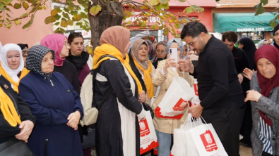 Kıymetli hemşehrilerimizden kutsal topraklara umre vazifesini yerine getirmek üzere yola çıkan vatandaşlarımızı dualarla uğurladık.