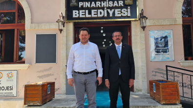 Pınarhisar Kaymakamımız Sayın Enver Özderin, Belediye Başkanımız Sayın İhsan Talay'a iade-i ziyarette bulundu.