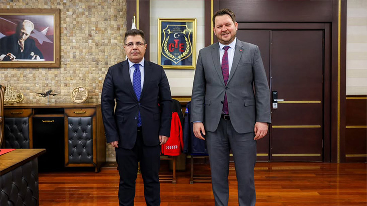 Adalet Bakanlığı Ceza ve Tevkifevleri Genel Müdürü Sayın Çelebi Yılmaz’ı makamında ziyaret ettik.