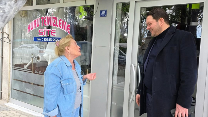 Cuma namazı sonrası esnaf ve vatandaşımızı ziyaret ederek hal hatırlarını sorduk.