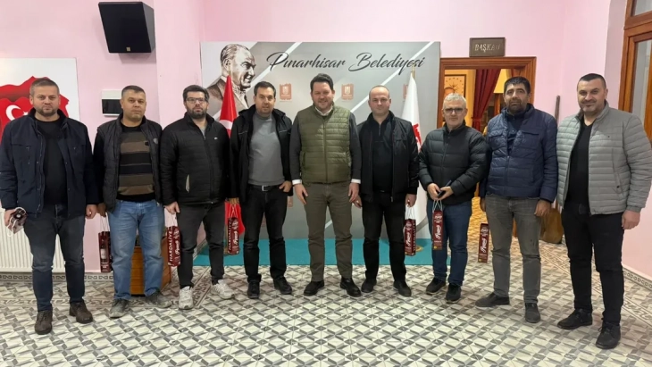 Pınarhisar Karayolu Yük Taşıma ve İşletme Kooperatifi Başkanımız Adem Özbinek ve kıymetli yönetimi, belediyemizde bizleri ziyaret etti.