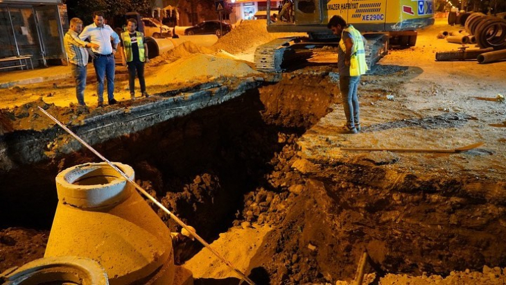 Pınarhisar'ımız için gece gündüz demeden çalışıyoruz