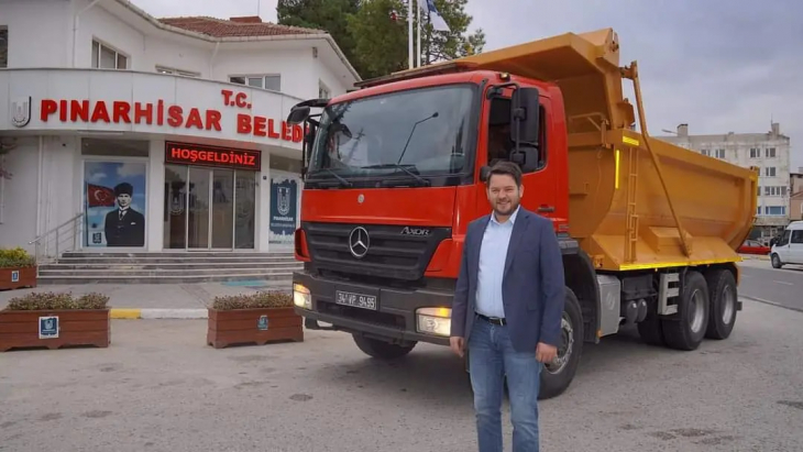 Ümraniye Belediyesi'nden Belediyemize hibe araç