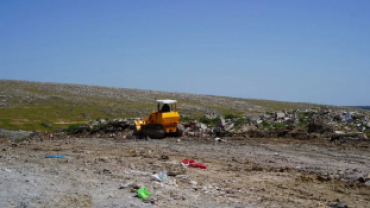Çevre kirliliğini önlemek, ilçemizin doğal dokusunu korumak ve daha temiz bir Pınarhisar için çalışmalarımıza aralıksız devam ediyoruz.