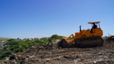 Çevre kirliliğini önlemek, ilçemizin doğal dokusunu korumak ve daha temiz bir Pınarhisar için çalışmalarımıza aralıksız devam ediyoruz.