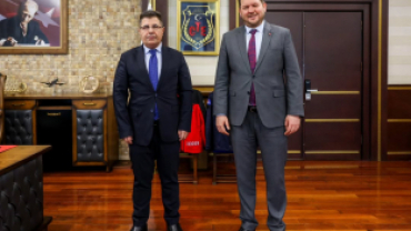 Adalet Bakanlığı Ceza ve Tevkifevleri Genel Müdürü Sayın Çelebi Yılmaz’ı makamında ziyaret ettik.