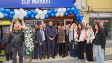 İlçemiz Balıklı Meydan’da hizmete açılan Elif Market’in açılışını gerçekleştirdik.