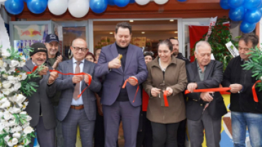 İlçemiz Balıklı Meydan’da hizmete açılan Elif Market’in açılışını gerçekleştirdik.