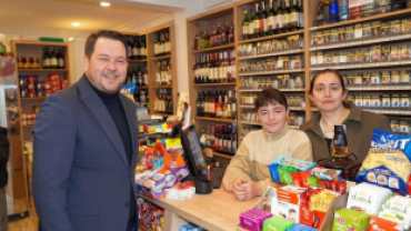 İlçemiz Balıklı Meydan’da hizmete açılan Elif Market’in açılışını gerçekleştirdik.