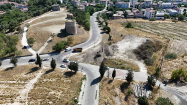 Pınarhisar için çalışıyor, ilçemizi adım adım güzelleştiriyoruz.