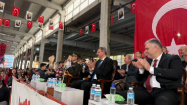 Cumhuriyetimizin kuruluşunun 103. yıl dönümünü büyük bir gurur ve coşkuyla kutluyoruz.