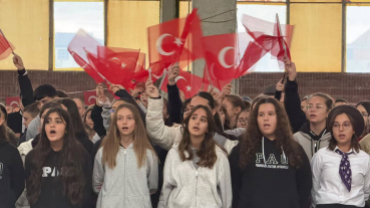 Cumhuriyetimizin kuruluşunun 103. yıl dönümünü büyük bir gurur ve coşkuyla kutluyoruz.