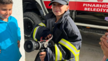 Minik İtfaiyeciler Görev Başında.