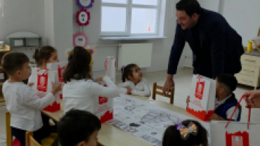Yıldız Anaokulu’nu ziyaret ederek okul yönetimimiz ve öğretmenlerimizle bir araya geldik.