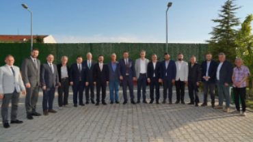 Özel bireylerimizle ve büyük bir özveriyle görev yapan personelimizle bir araya gelerek hasbihal ettik.