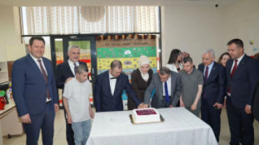Özel bireylerimizle ve büyük bir özveriyle görev yapan personelimizle bir araya gelerek hasbihal ettik.