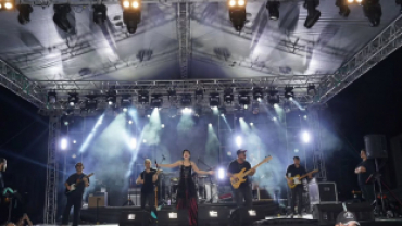 14.Geleneksel Pınarhisar Gençlik ve Modifiye Festivalimizde, Trakyalı hemşehrimiz Mert İnan ve kıymetli orkestrası sahneyi adeta ateşe verdi.