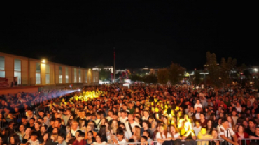 14.Geleneksel Pınarhisar Gençlik ve Modifiye Festivalimizde, Trakyalı hemşehrimiz Mert İnan ve kıymetli orkestrası sahneyi adeta ateşe verdi.