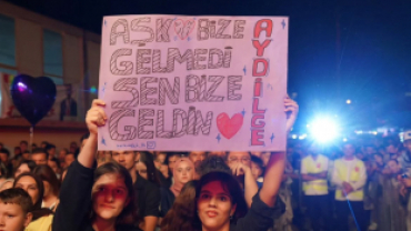 14.Geleneksel Pınarhisar Gençlik ve Modifiye Festivalimizde, Trakyalı hemşehrimiz Mert İnan ve kıymetli orkestrası sahneyi adeta ateşe verdi.