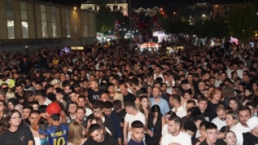 Festivalimizin üçüncü gününde, Türk rap müziğinin efsane ismi Sagopa Kajmer, Pınarhisar’ımızda muhteşem bir geceye imza attı.