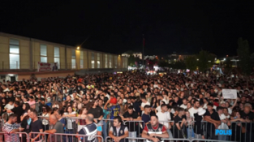 Festivalimizin üçüncü gününde, Türk rap müziğinin efsane ismi Sagopa Kajmer, Pınarhisar’ımızda muhteşem bir geceye imza attı.