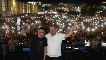 Festivalimizin üçüncü gününde, Türk rap müziğinin efsane ismi Sagopa Kajmer, Pınarhisar’ımızda muhteşem bir geceye imza attı.