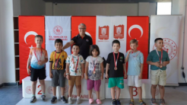 Millet Bahçesi’nde düzenlenen “İrade Bizim, Zafer Bizim” Satranç Turnuvası tamamlandı.