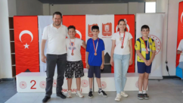 Millet Bahçesi’nde düzenlenen “İrade Bizim, Zafer Bizim” Satranç Turnuvası tamamlandı.