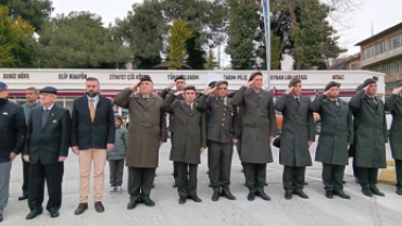 18 Mart Şehitler Günü ve Çanakkale Zaferi’nin 111. yıl dönümü kapsamında düzenlenen anma programı, büyük bir saygı, vakar ve duygu yoğunluğu içerisinde gerçekleşti.