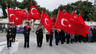 18 Mart Şehitler Günü ve Çanakkale Zaferi’nin 111. yıl dönümü kapsamında düzenlenen anma programı, büyük bir saygı, vakar ve duygu yoğunluğu içerisinde gerçekleşti.