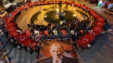 19 Mayıs Atatürk’ü Anma, Gençlik ve Spor Bayramı dolayısıyla ilçemizde düzenlediğimiz Gençlik Yürüyüşü ile bayram coşkumuzu hep birlikte taçlandırdık.