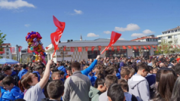 23 Nisan Ulusal Egemenlik ve Çocuk Bayramımız Kutlu Olsun.