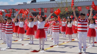 23 Nisan Ulusal Egemenlik ve Çocuk Bayramımız Kutlu Olsun.