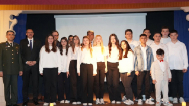 24 Kasım Öğretmenler Günü kapsamında, Pınarhisar Halk Eğitimi Merkezi Salonu’nda Pınarhisar Anaokulu ve Lisesi öğretmenlerimizin hazırladığı anlamlı programı izledik.