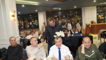 3 Aralık Dünya Engelliler Günü kapsamında ilçemizdeki özel bireylerimizi Pınarhisar Millet Kafe ve Restoran’da misafir ettik.