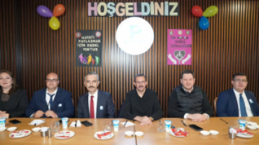 3 Aralık Dünya Engelliler Günü kapsamında ilçemizdeki özel bireylerimizi Pınarhisar Millet Kafe ve Restoran’da misafir ettik.