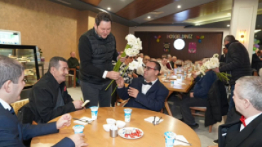 3 Aralık Dünya Engelliler Günü kapsamında ilçemizdeki özel bireylerimizi Pınarhisar Millet Kafe ve Restoran’da misafir ettik.