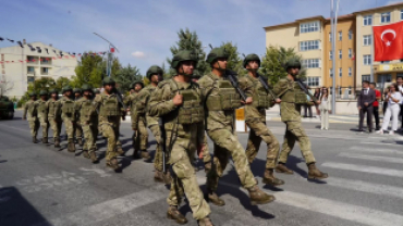 30 Ağustos Zafer Bayramı’nın yıl dönümü, ilçemizde düzenlenen tören ve etkinliklerle büyük bir gurur ve coşkuyla kutlandı.