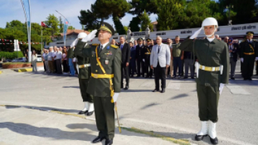 30 Ağustos Zafer Bayramı’nın yıl dönümü, ilçemizde düzenlenen tören ve etkinliklerle büyük bir gurur ve coşkuyla kutlandı.