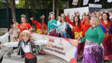 32. Uluslararası Kırklareli Karagöz Kültür, Sanat ve Kakava Festivali’nin açılış kortejine katılım sağladık.