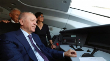Cumhurbaşkanımız Sayın Recep Tayyip Erdoğan’ın teşrifleriyle Babaeski’mizde gerçekleştirilen Çerkezköy–Kapıkule Hızlı Tren Hattı açılış törenine katılarak bu tarihi ana tanıklık ettik.