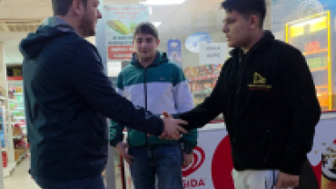 Diklitaş’ta esnafımızı ve vatandaşlarımızı ziyaret ederek hâl ve hatırlarını sorduk.