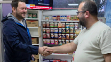 Diklitaş’ta esnafımızı ve vatandaşlarımızı ziyaret ederek hâl ve hatırlarını sorduk.