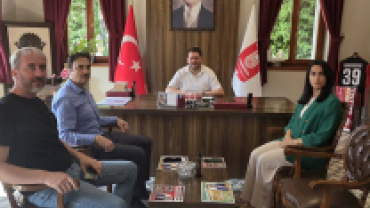 Aile ve Sosyal Hizmetler İl Müdürümüz Sayın Eda Kumaş ve İl Müdür Yardımcımız Sayın Yaşar Yoldaş, belediyemizi ziyaret ettiler.