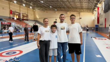 Ailemle El Ele Floor Curling Zafer Kupası Turnuvası