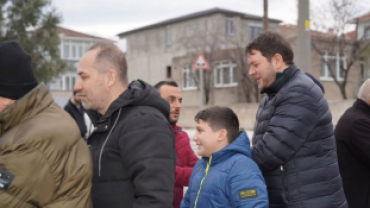 Bayram namazımızı Beşyol 100. Yıl Camii’nde eda ettikten sonra, kıymetli hemşehrilerimizle ve cami cemaatimizle bayramlaştık.