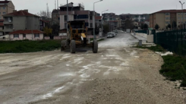 Belediye Başkan Vekilimiz Cem Duralı, Belediye Başkan Yardımcımız Serhat Özgen ve Meclis Sayın Samet Ekim ile birlikte ilçemizde devam eden çalışmaları yerinde inceleyerek yürütülen faaliyetler hakkında değerlendirmelerde bulundu.