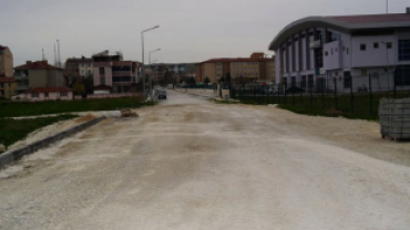 Belediye Başkan Vekilimiz Cem Duralı, Belediye Başkan Yardımcımız Serhat Özgen ve Meclis Sayın Samet Ekim ile birlikte ilçemizde devam eden çalışmaları yerinde inceleyerek yürütülen faaliyetler hakkında değerlendirmelerde bulundu.