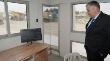 Belediye Başkan Vekilimiz Cem Duralı, Belediye Başkan Yardımcımız Serhat Özgen ve Meclis Sayın Samet Ekim ile birlikte ilçemizde devam eden çalışmaları yerinde inceleyerek yürütülen faaliyetler hakkında değerlendirmelerde bulundu.